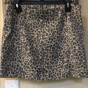 Leopard skirt